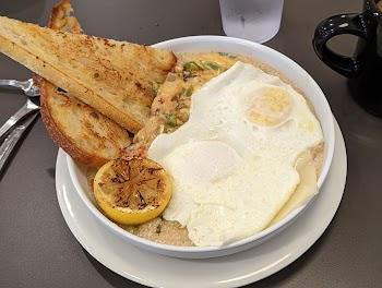 Eggs Up Grill 3