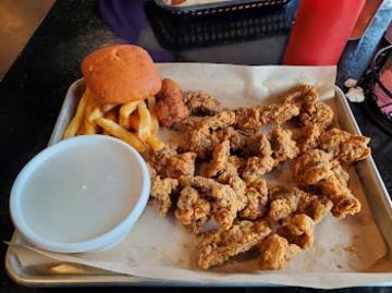 Sam's Southern Eatery (Russellville)